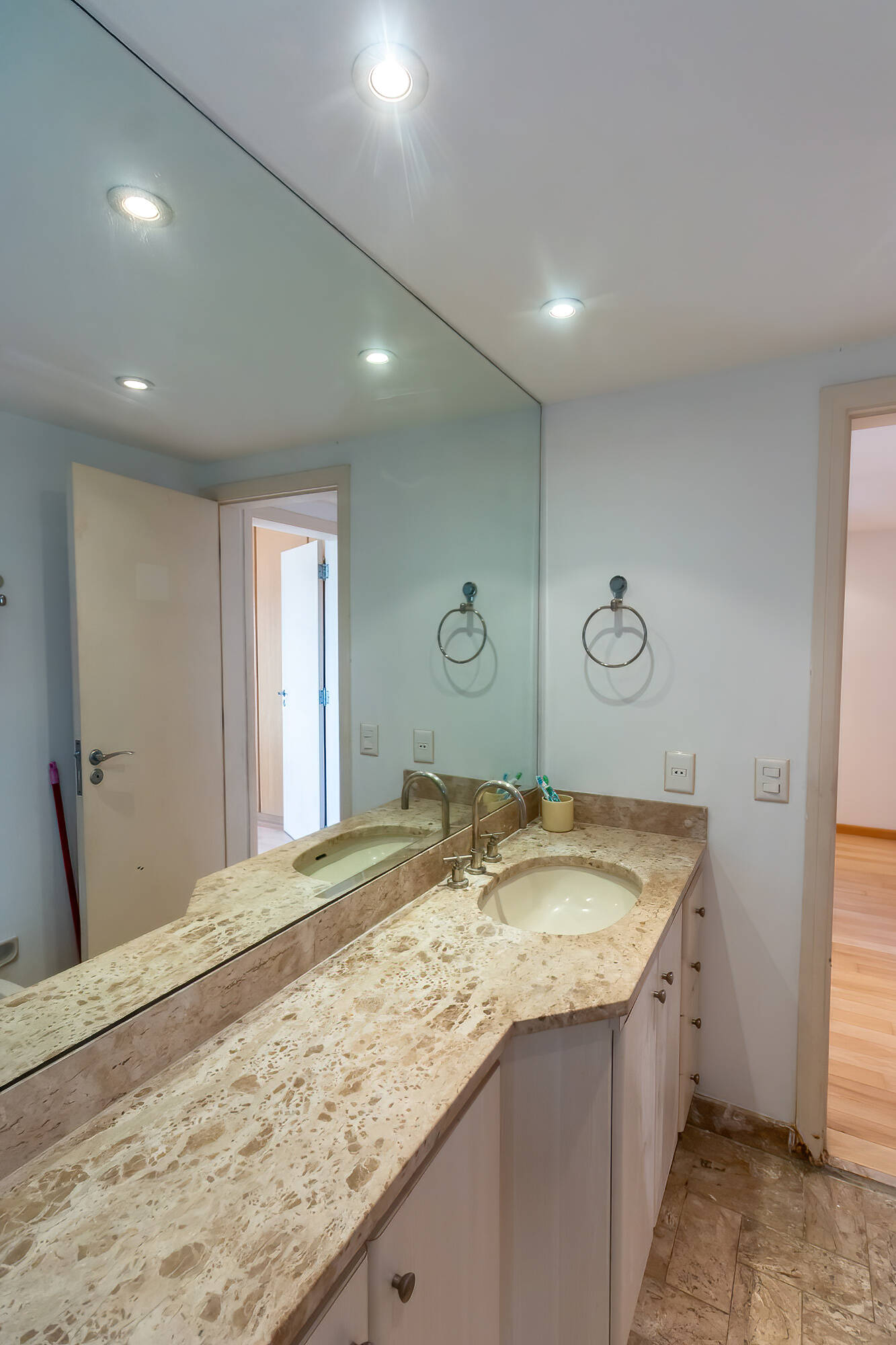 Apartamento, 3 quartos, 240 m² - Foto 28