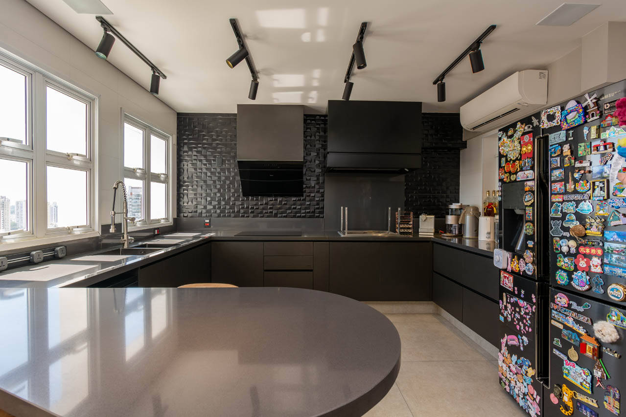 Apartamento à venda com 4 quartos, 240m² - Foto 18