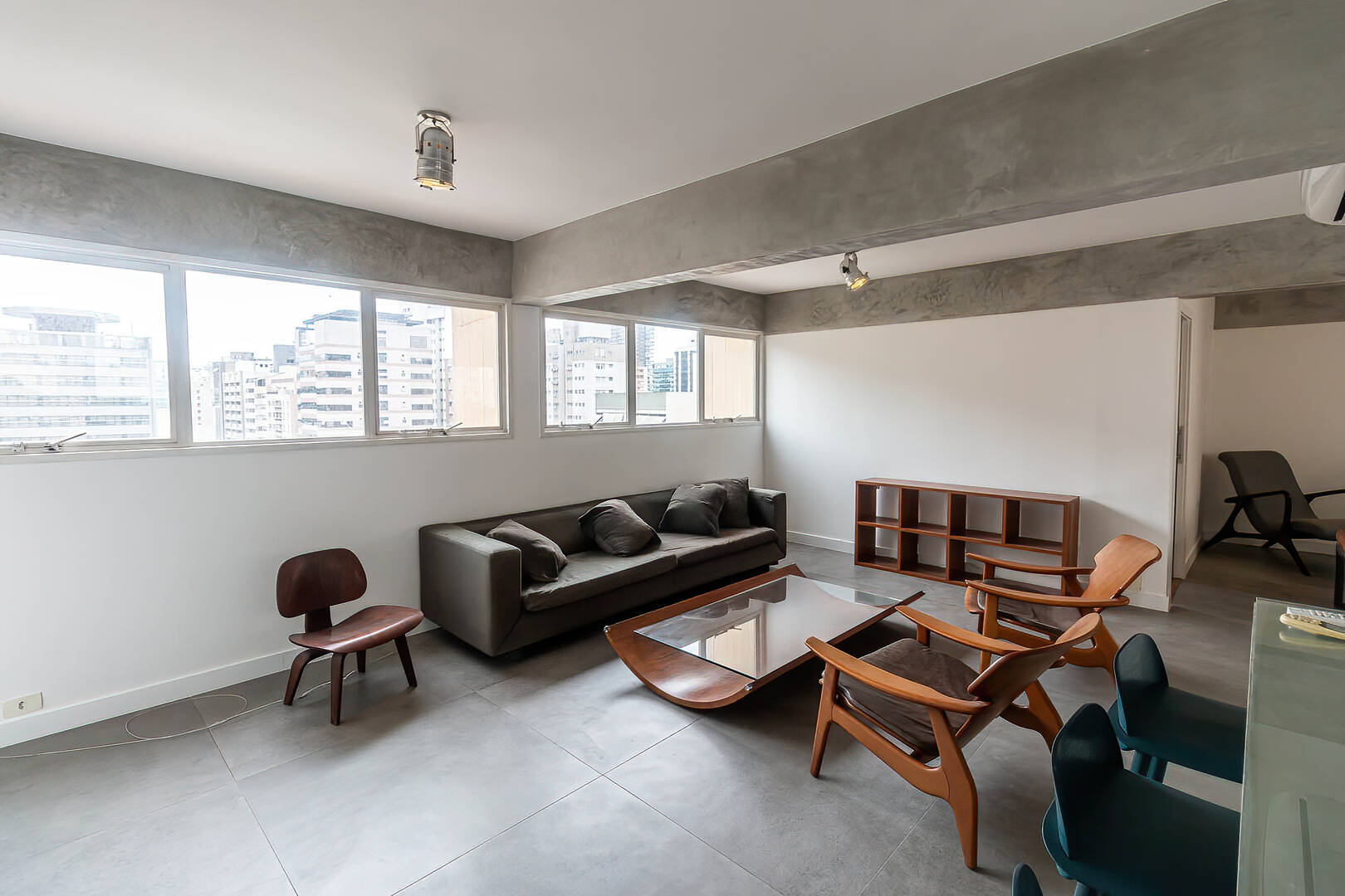 Apartamento para alugar com 2 quartos, 65m² - Foto 4