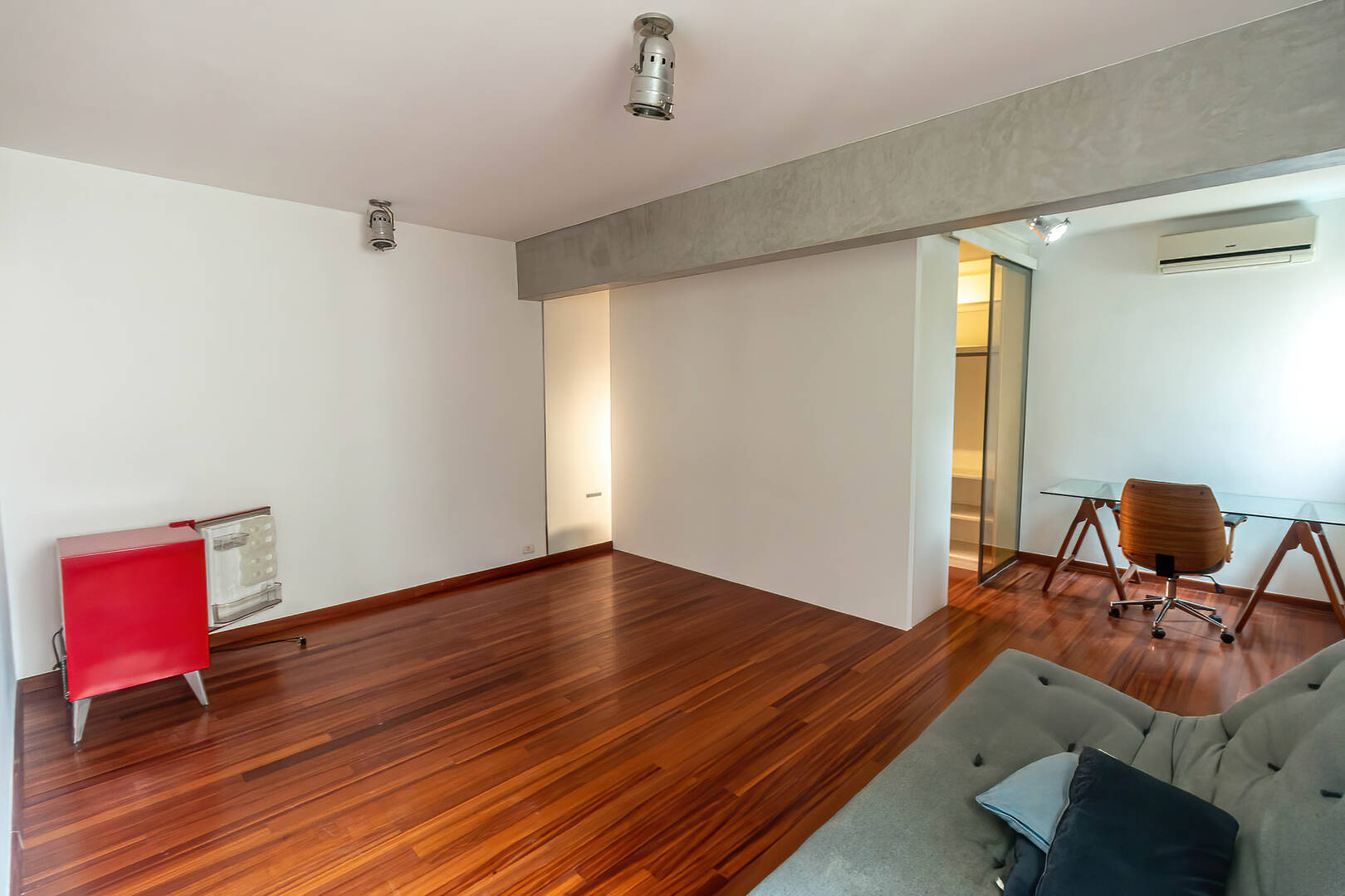 Apartamento para alugar com 2 quartos, 65m² - Foto 25