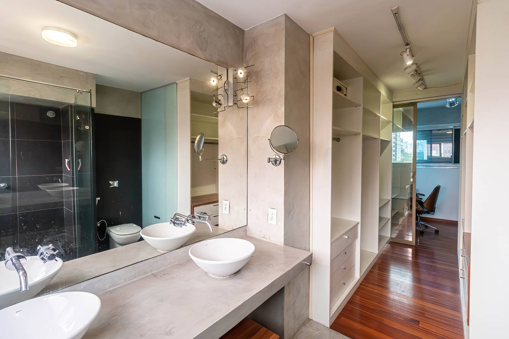 Apartamento para alugar com 2 quartos, 65m² - Foto 37