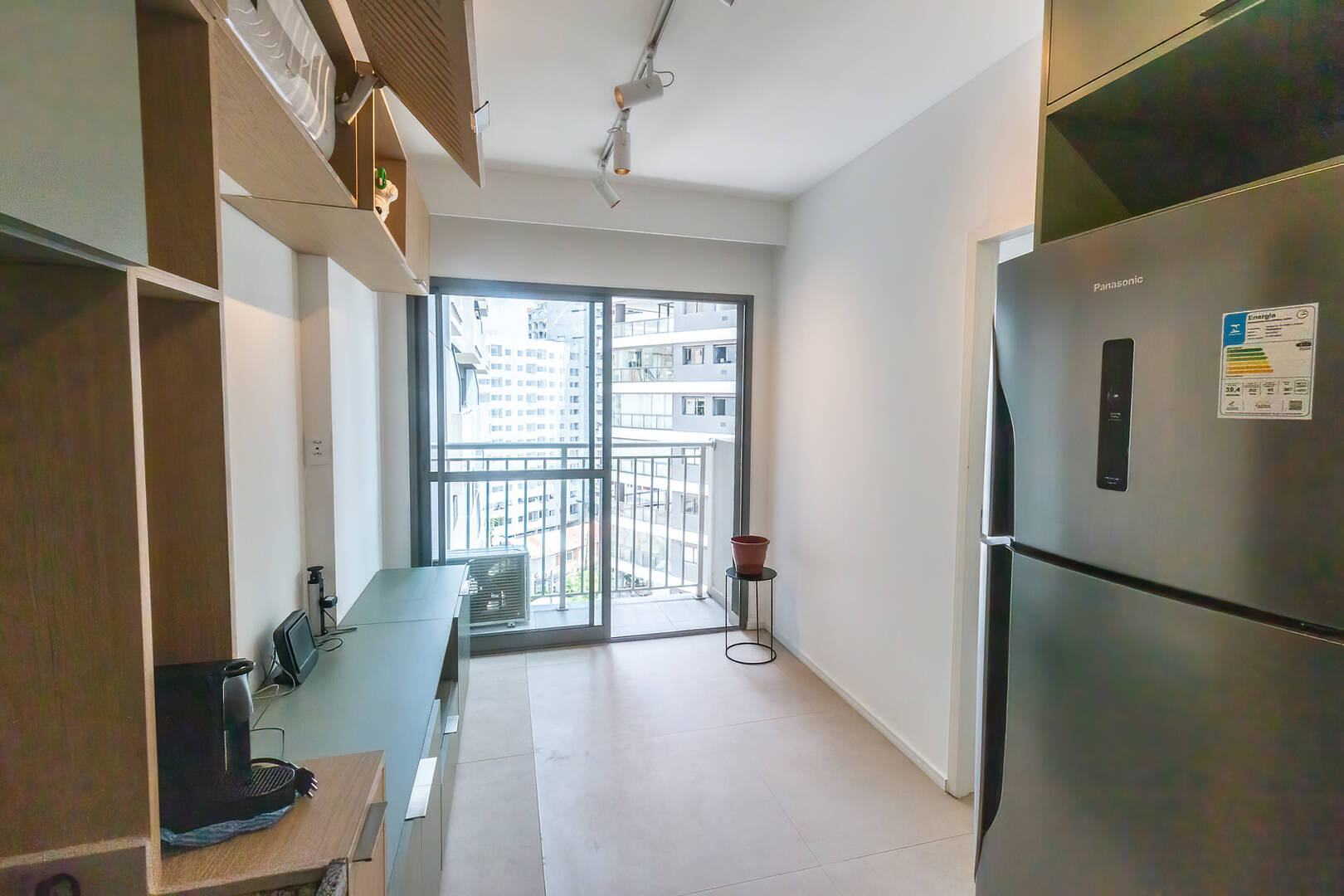 Apartamento, 1 quarto, 27 m² - Foto 2