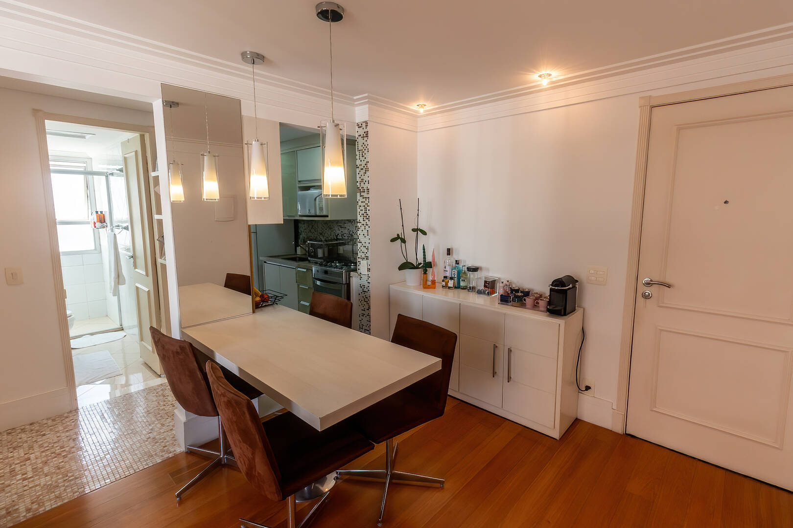 Apartamento à venda com 1 quarto, 42m² - Foto 2