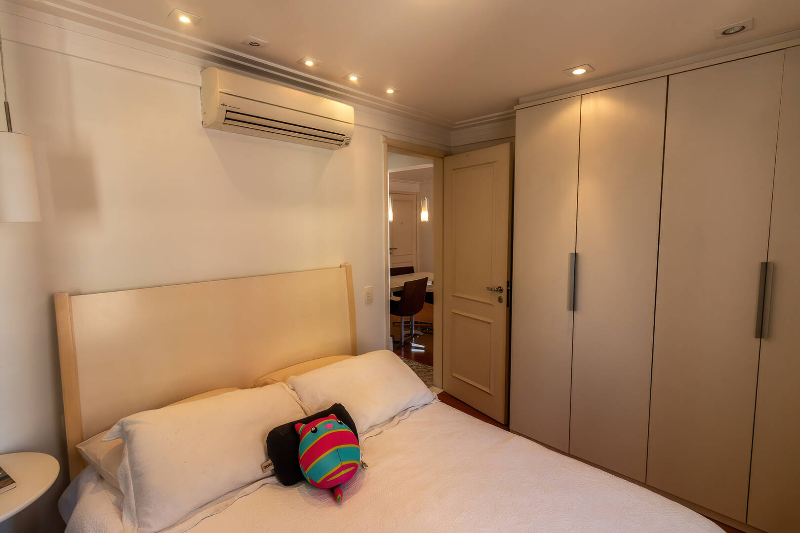 Apartamento à venda com 1 quarto, 42m² - Foto 16