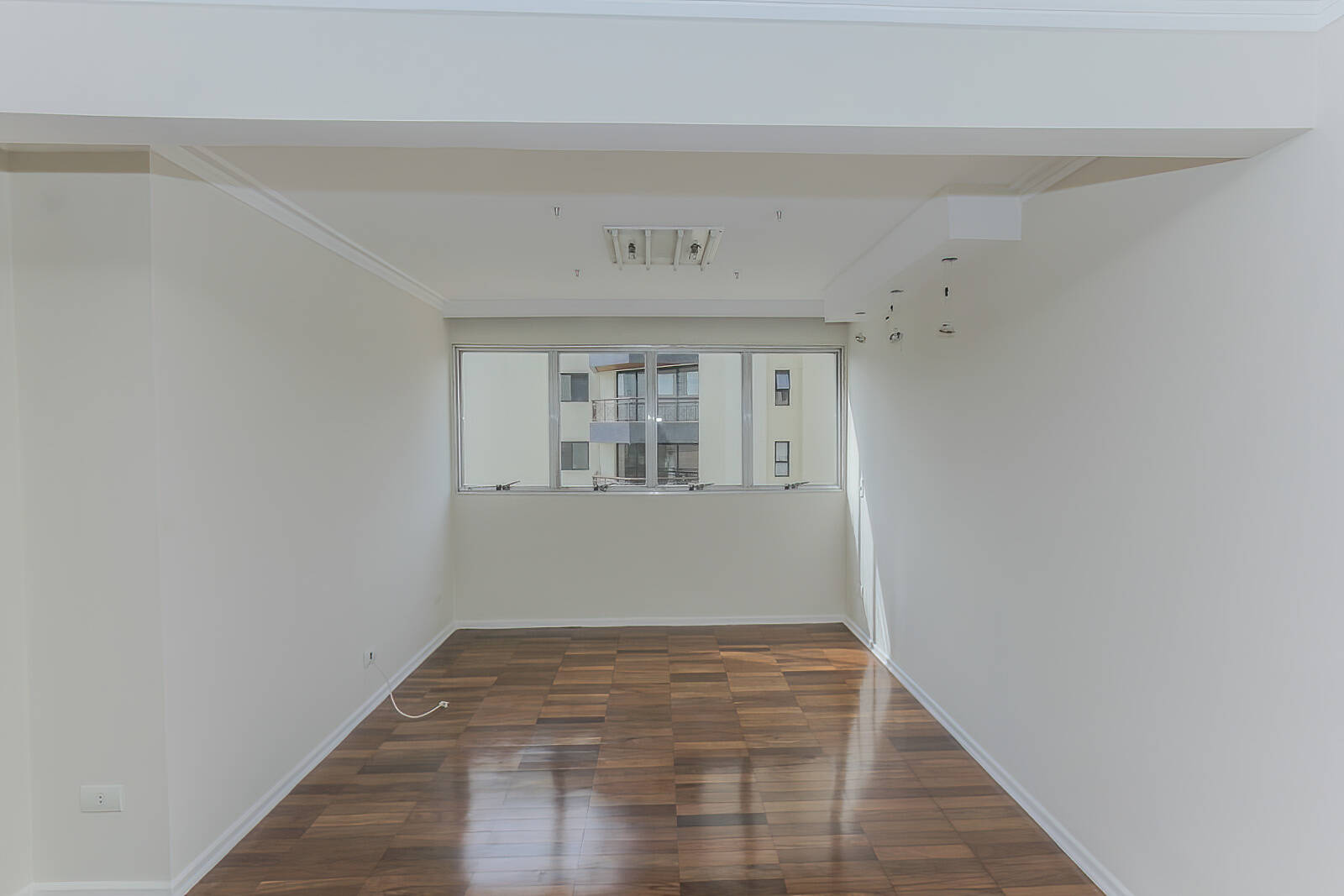 Apartamento à venda com 2 quartos, 90m² - Foto 3