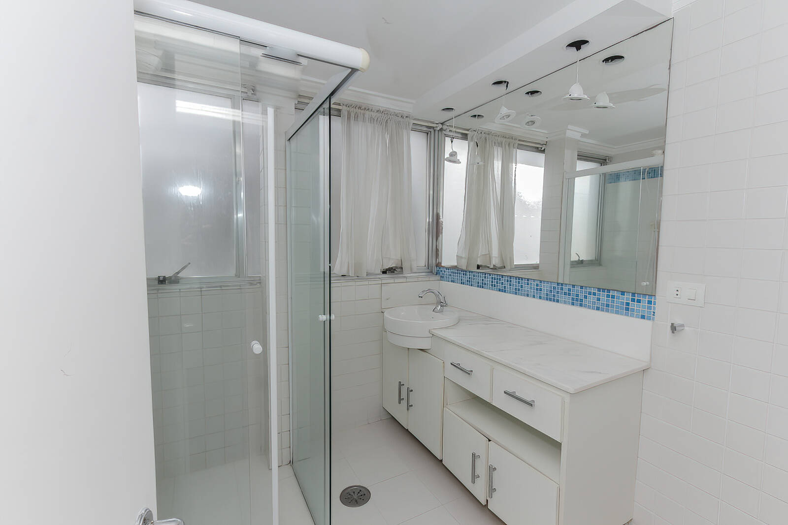 Apartamento à venda com 2 quartos, 90m² - Foto 10
