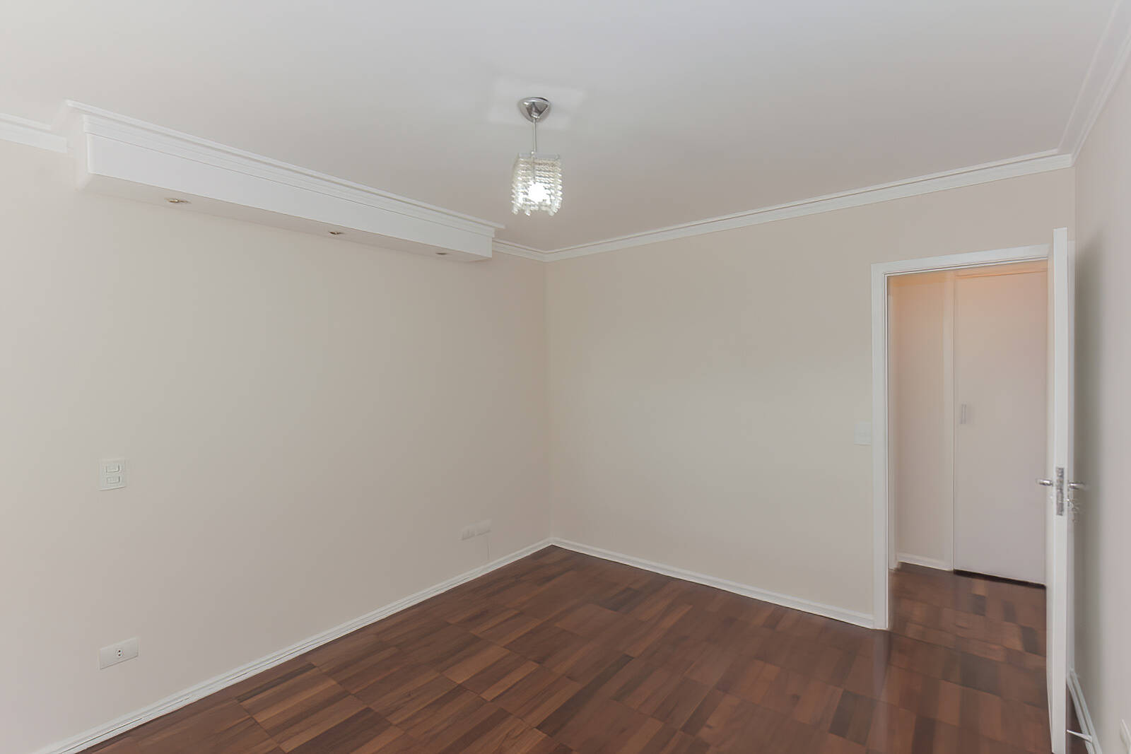 Apartamento à venda com 2 quartos, 90m² - Foto 9