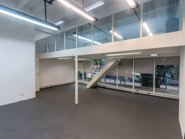#141 - Salão Comercial para Venda em São Paulo - SP
